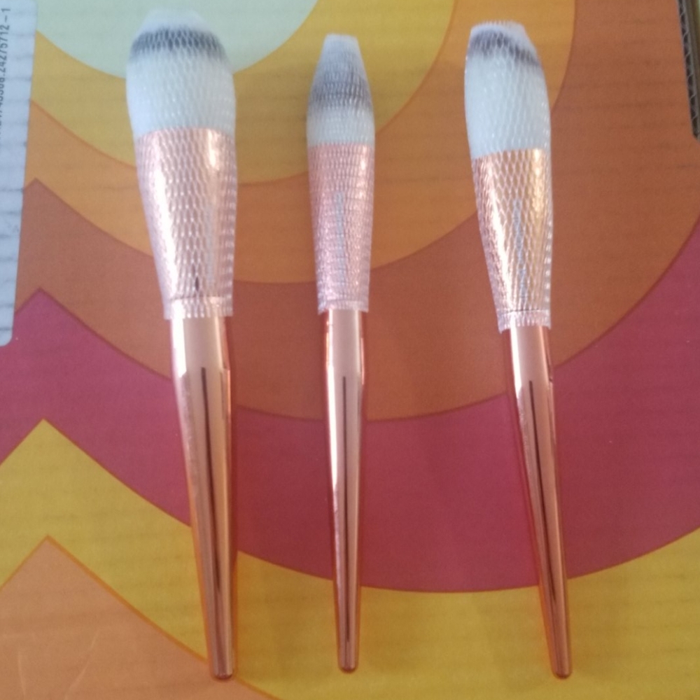 Alamar Complexion Brush Trio